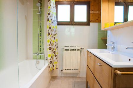 Vakantie in de bergen Appartement duplex 5 kamers 8 personen - Chalet Chant'line - Le Grand Bornand - Badkamer