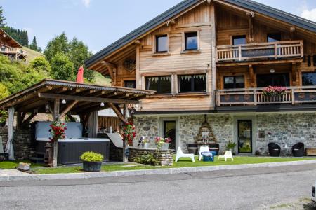 Rent in ski resort Chalet Chez l'Angèle - Les Gets - Summer outside