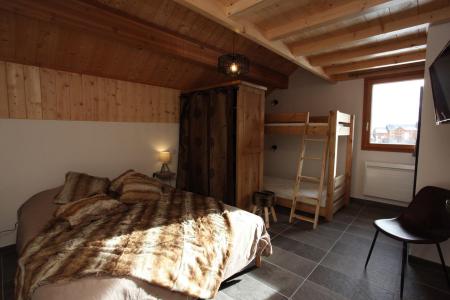 Holiday in mountain resort 3 room duplex chalet 8 people - Chalet Chez Tom - La Toussuire - Bedroom