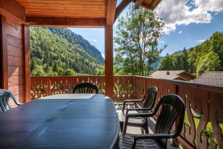 Holiday in mountain resort 6 room triplex chalet 14 people - Chalet Clairvaux - Morzine - Summer outside