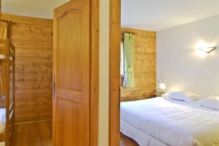 Holiday in mountain resort 3 room apartment 6 people - Chalet Clos des Etoiles - Chamonix - Bedroom