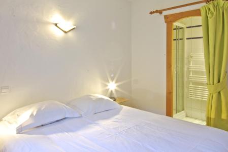 Holiday in mountain resort 3 room apartment 6 people - Chalet Clos des Etoiles - Chamonix - Bedroom