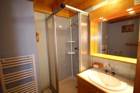 Vacanze in montagna Appartamento 2 stanze con mezzanino per 6 persone (112) - Chalet Cristal 1 - Les Saisies - 
