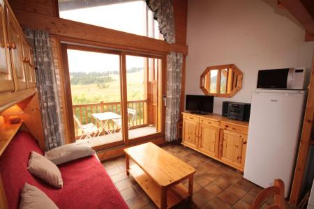 Holiday in mountain resort 2 room mezzanine apartment 6 people (215) - Chalet Cristal 2 - Les Saisies - Coffee table