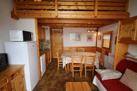Vacanze in montagna Appartamento 2 stanze con mezzanino per 6 persone (215) - Chalet Cristal 2 - Les Saisies - 