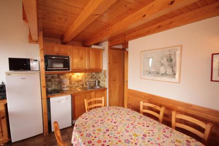 Vakantie in de bergen Appartement 2 kamers mezzanine 6 personen (215) - Chalet Cristal 2 - Les Saisies - Woonkamer