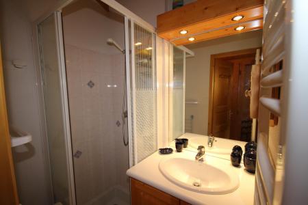 Holiday in mountain resort 3 room apartment cabin 6 people (615) - Chalet Cristal 6 - Les Saisies - Shower room