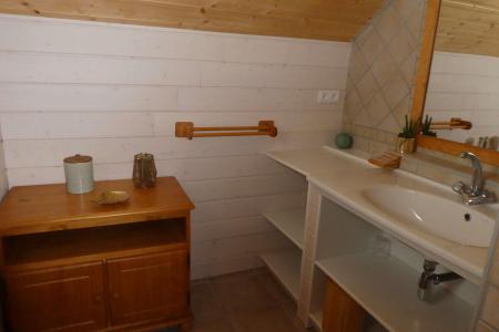 Vacances en montagne Chalet duplex 5 pièces 12 personnes - Chalet Crocus - Réallon - Salle de douche