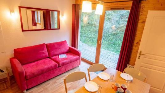 Holiday in mountain resort 2 room apartment 4 people (03) - Chalet de Florence - Valfréjus - Living room