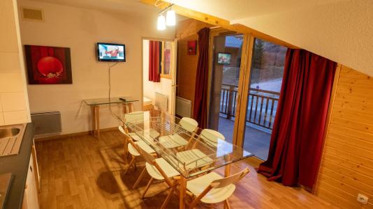 Urlaub in den Bergen 3-Zimmer-Berghütte für 8 Personen (43) - Chalet de Florence - Valfréjus - Wohnzimmer