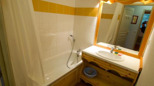 Holiday in mountain resort 2 room apartment cabin 4 people (105) - Chalet de Florence - Valfréjus