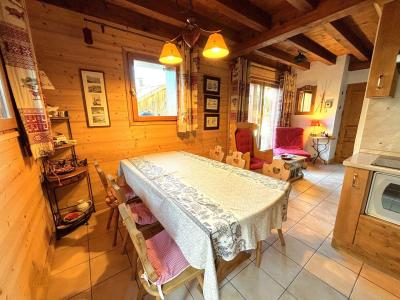 Vacanze in montagna Chalet su 2 piani 4 stanze per 6 persone - Chalet de Julie - Saint Martin de Belleville - Soggiorno