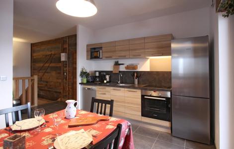Holiday in mountain resort Chalet De Sarenne - Alpe d'Huez - Kitchen