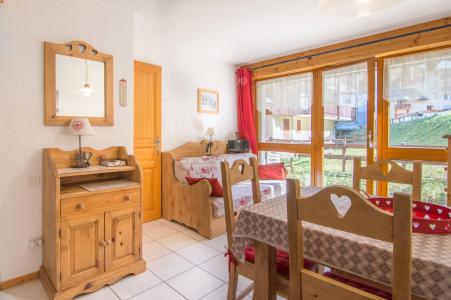 Holiday in mountain resort 2 room apartment 4 people (2) - Chalet de Tigny Clématite - Valloire - Living room