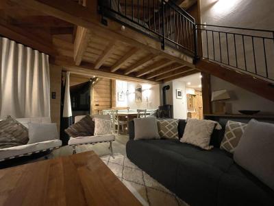 Holiday in mountain resort 5 room duplex chalet 10 people (2) - Chalet des Encombres - Saint Martin de Belleville - Living room
