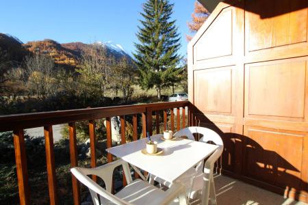 Vacances en montagne Studio coin montagne 4 personnes (13) - Chalet du Bialley - Pelvoux - Terrasse