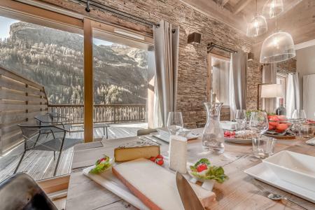 Urlaub in den Bergen Chalet Eagle Lodge - Tignes - Wohnzimmer