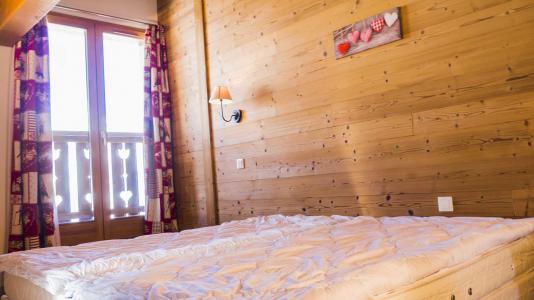 Urlaub in den Bergen Chalet Eglantier - Les Menuires - Doppelbett