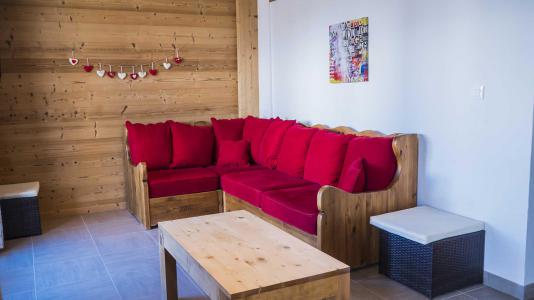 Holiday in mountain resort Chalet Eglantier - Les Menuires - Living room