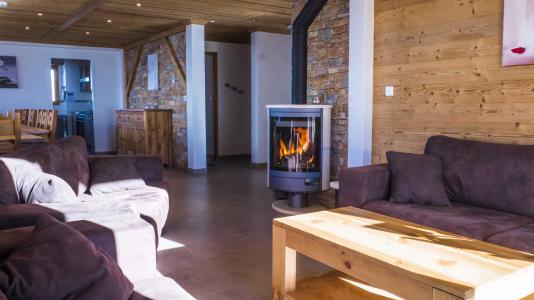 Vakantie in de bergen Chalet Eglantier - Les Menuires - Woonkamer