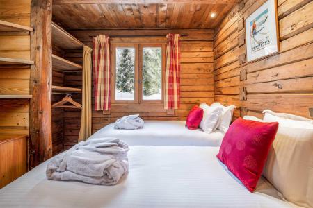 Holiday in mountain resort Chalet Elliot Ouest - La Tania - Bedroom
