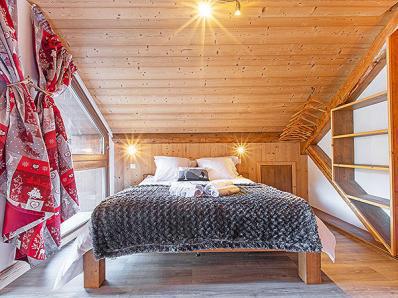 Holiday in mountain resort Chalet Epicéa - La Plagne - Double bed