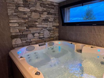 Vacances en montagne Chalet 6 pièces 10 personnes - Chalet Equinoxe - Montalbert - Jacuzzi