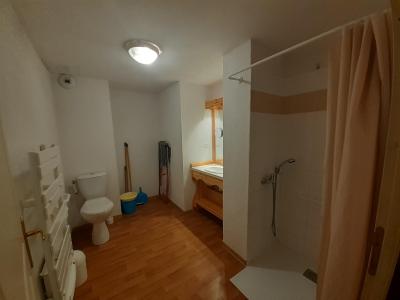 Holiday in mountain resort 2 room apartment 4 people (1-17) - Chalet Florence - Valfréjus - Shower room