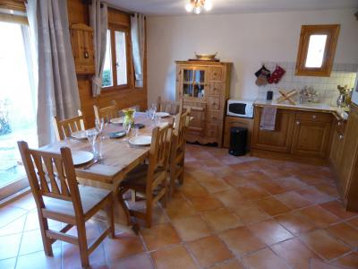 Holiday in mountain resort 4 room chalet 6 people - Chalet Goh - Les Contamines-Montjoie - Table