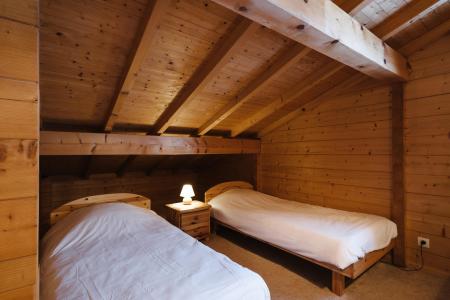 Holiday in mountain resort Semi-detached 4-room duplex chalet for 6 people (07) - Chalet Gotty Joly 7 - La Clusaz - Bedroom