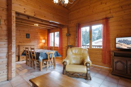 Holiday in mountain resort Semi-detached 4-room duplex chalet for 6 people (07) - Chalet Gotty Joly 7 - La Clusaz - Living room