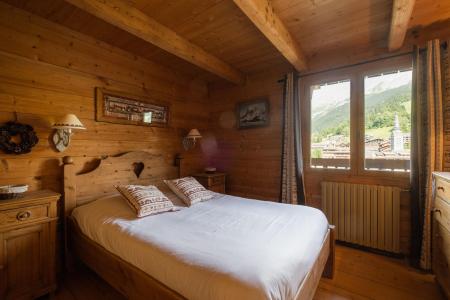 Holiday in mountain resort 9 room chalet 11 people - Chalet Grany - La Clusaz - Bedroom