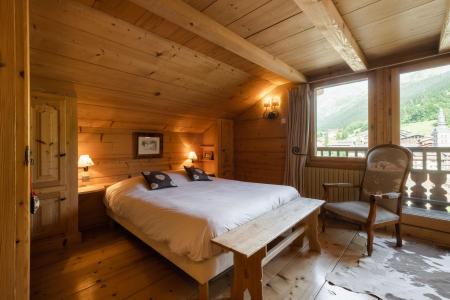 Holiday in mountain resort 9 room chalet 11 people - Chalet Grany - La Clusaz - Bedroom