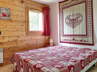Holiday in mountain resort 4 room apartment 6 people (A4) - Chalet Hameau des Marmottes - Les Menuires - Bedroom
