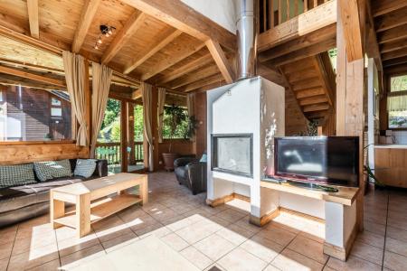 Holiday in mountain resort 5 room semi-detached chalet cabin 10 people - Chalet Johmarons - Les Gets - Accommodation