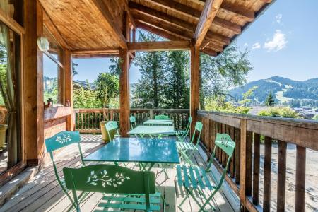 Holiday in mountain resort 5 room semi-detached chalet cabin 10 people - Chalet Johmarons - Les Gets - Summer outside