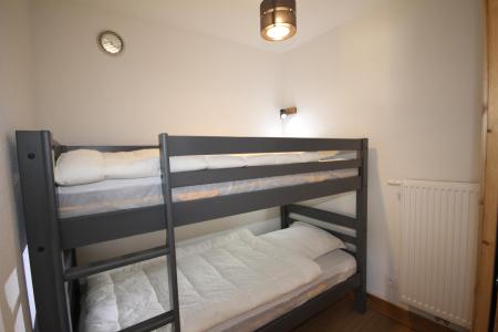 Holiday in mountain resort 3 room apartment 6 people (01) - Chalet Jorasse 1 B - Les Saisies - Bunk beds