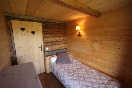 Holiday in mountain resort Chalet Jubier - Les Saisies - Cabin