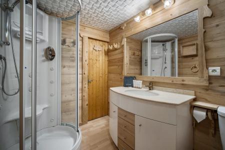 Holiday in mountain resort Chalet triplex 4 rooms cabin 6 people - Chalet L'Ecureuil sur Le Toit - Courchevel