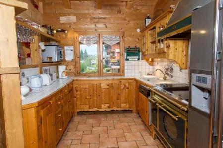 Vacanze in montagna Appartamento su due piani 8 stanze per 16 persone - Chalet l'Hermine des Vorres - Châtel - Cucinino