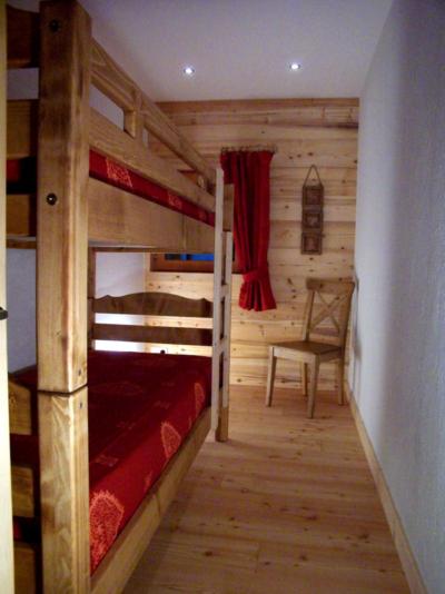 Urlaub in den Bergen 3-Zimmer-Holzhütte für 5 Personen (2) - Chalet la Buissière - Le Grand Bornand - Offener Schlafbereich