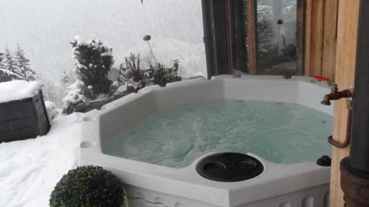 Holiday in mountain resort 6 room triplex apartment 14 people - Chalet la COUQUEILLE - Châtel - Jacuzzi