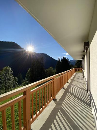 Vacaciones en montaña Apartamento 6 piezas para 12 personas - Chalet La Ferme de Delphine et François - Châtel - Balcón