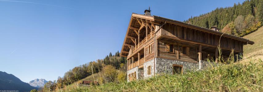 Rent in ski resort 7 room triplex chalet 16 people - Chalet la Ferme de Juliette - Le Grand Bornand - Summer outside