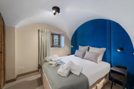 Holiday in mountain resort 6 room triplex chalet 10 people - Chalet la Fermette - Saint Martin de Belleville - Bedroom