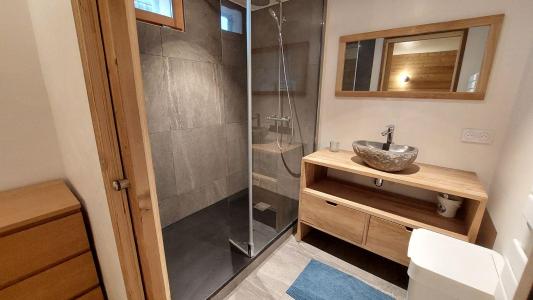 Vacanze in montagna Chalet su 2 piani 4 stanze per 6 persone - Chalet la Mélèze - Courchevel - Bagno con doccia