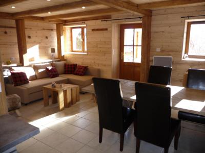 Urlaub in den Bergen Duplex Wohnung 3 Zimmer 8 Personnen - Chalet la Montagne - La Toussuire - Tisch