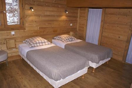 Holiday in mountain resort 5 room duplex chalet 8-10 people - Chalet la Sauvire - Champagny-en-Vanoise - Bedroom