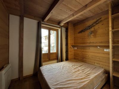 Holiday in mountain resort 4 room triplex chalet 6 people - Chalet la Tarine - Saint Martin de Belleville - Bedroom