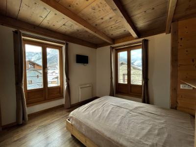 Holiday in mountain resort 4 room triplex chalet 6 people - Chalet la Tarine - Saint Martin de Belleville - Bedroom